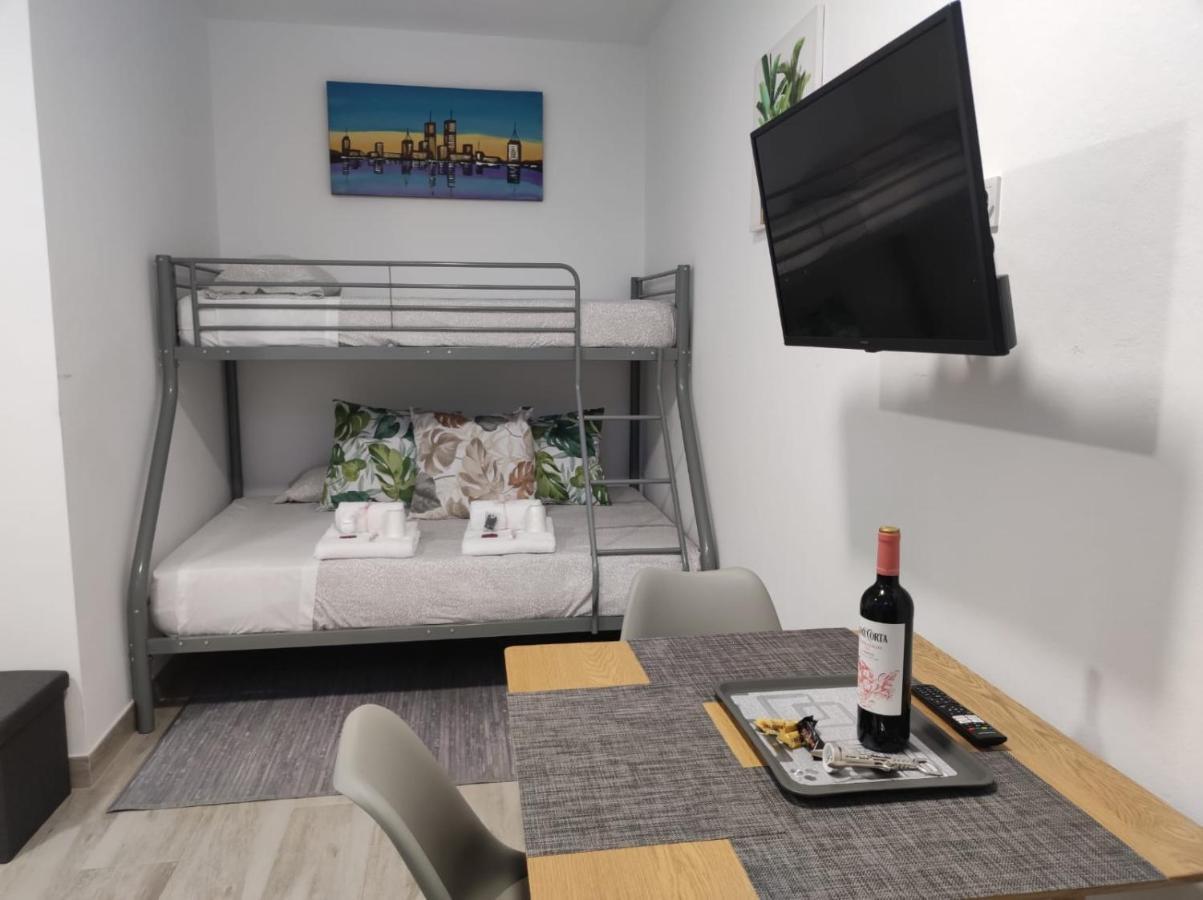 הוילה איקוד דה לוס וינוס Casa Piramide 4 Wifi - Parking Y Terraza Privada מראה חיצוני תמונה